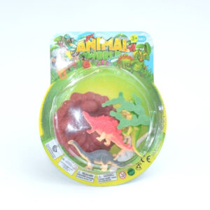 Dinosaurierset mit 4 Sauriern + Zubehör auf Karte ca 17x14cm