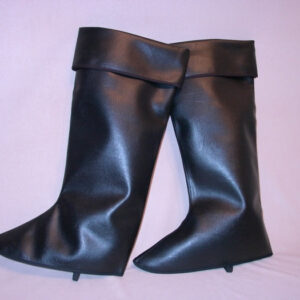 ein Paar schwarze Stiefelgamaschen